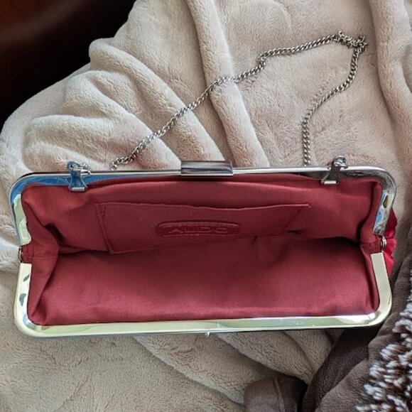 Red satin cocktail party purse - Picture 5 of 6